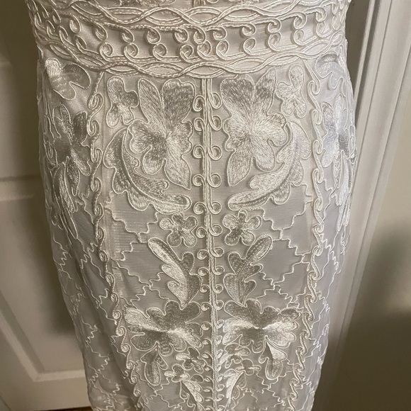 Beautiful white Sue Wong dress - Picture 8 of 13